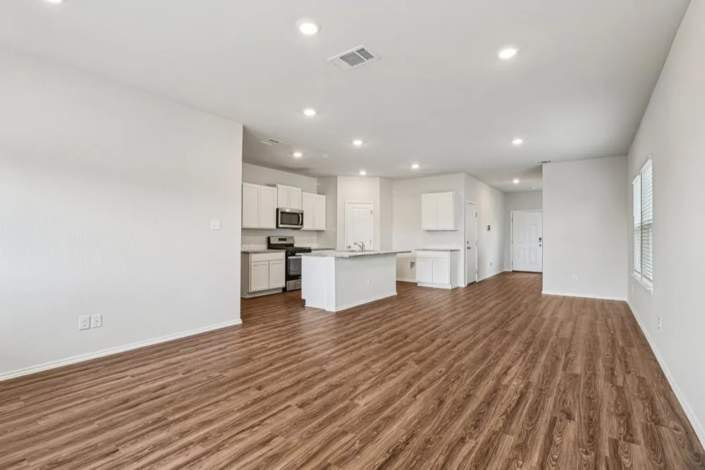 4006 Bay Leaf Loop Von Ormy, TX 78073
