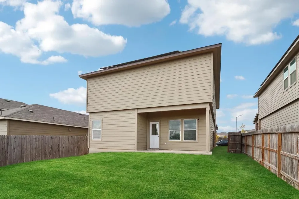 4006 Bay Leaf Loop Von Ormy, TX 78073