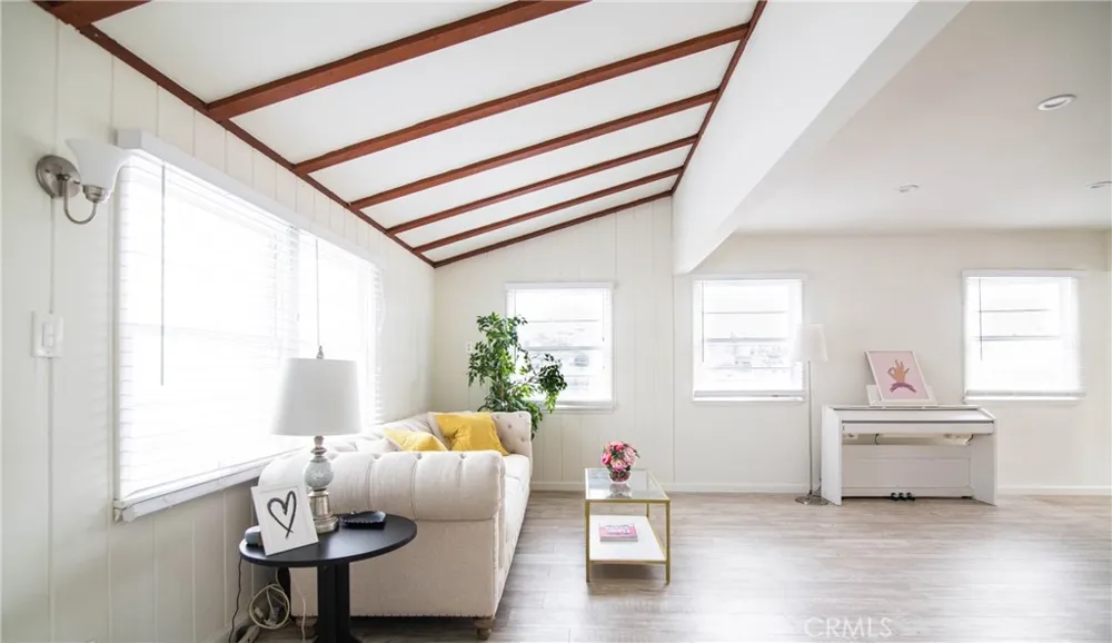 626 Eucalyptus Drive #1/2