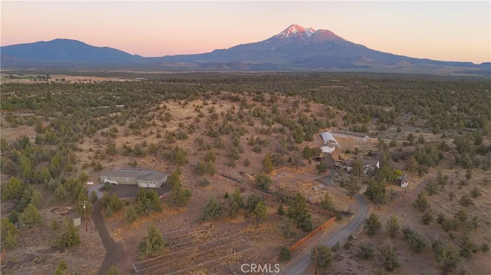 10410 County Hwy A-12 Montague, CA 96064