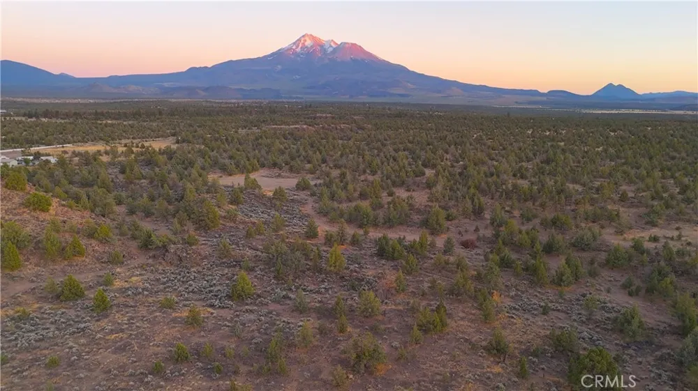10410 County Hwy A-12 Montague, CA 96064