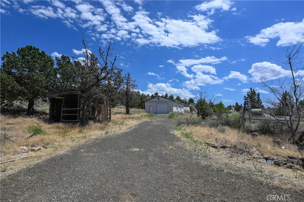 10410 County Hwy A-12 Montague, CA 96064