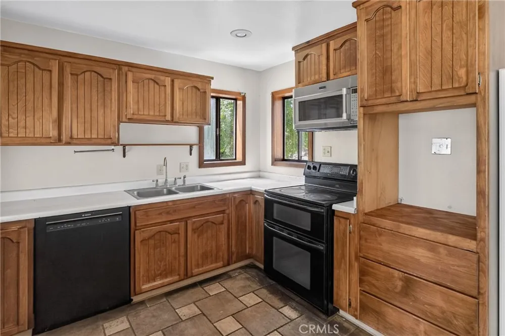 10410 County Hwy A-12 Montague, CA 96064