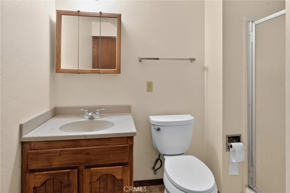 10410 County Hwy A-12 Montague, CA 96064