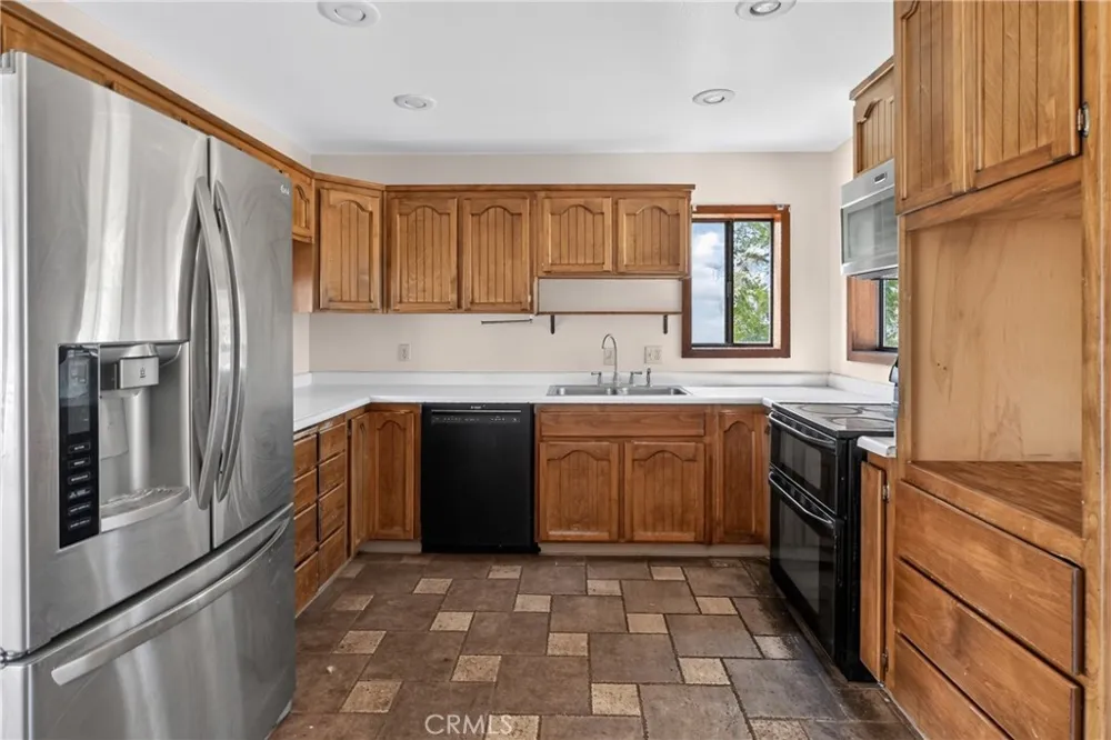 10410 County Hwy A-12 Montague, CA 96064