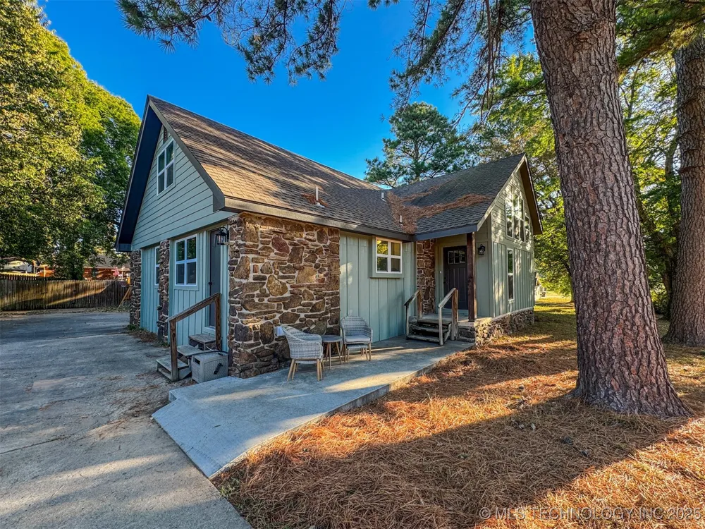 305 Wheeler Street Tahlequah, OK 74464