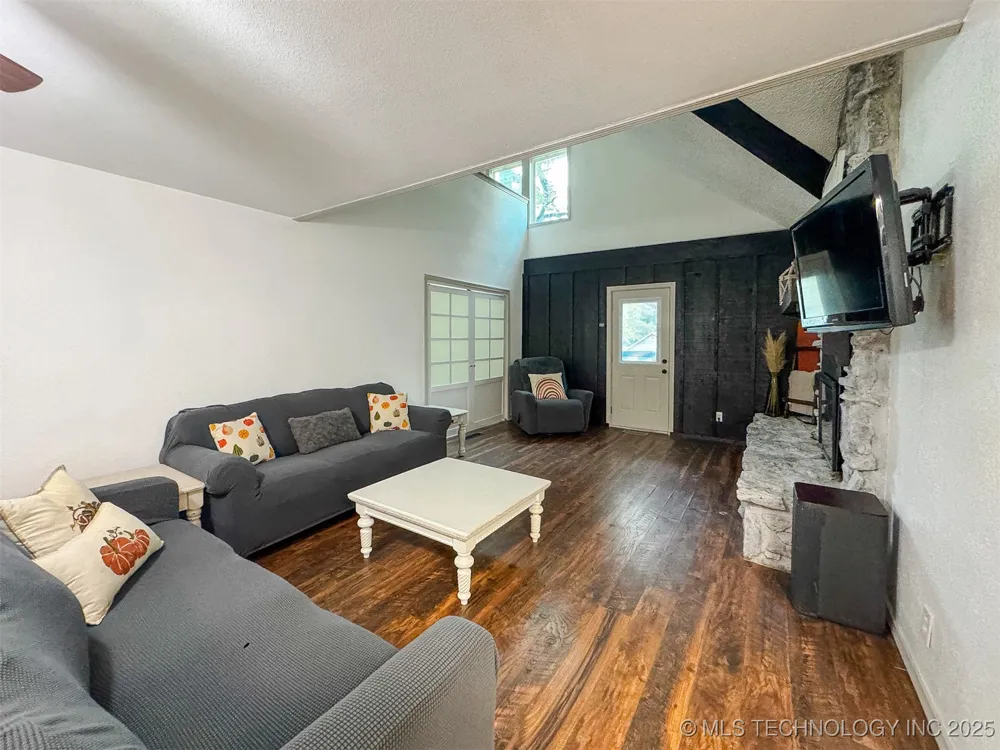 305 Wheeler Street Tahlequah, OK 74464