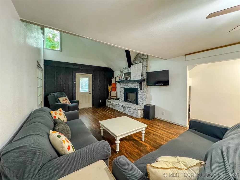 305 Wheeler Street Tahlequah, OK 74464