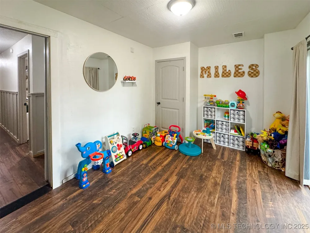 305 Wheeler Street Tahlequah, OK 74464