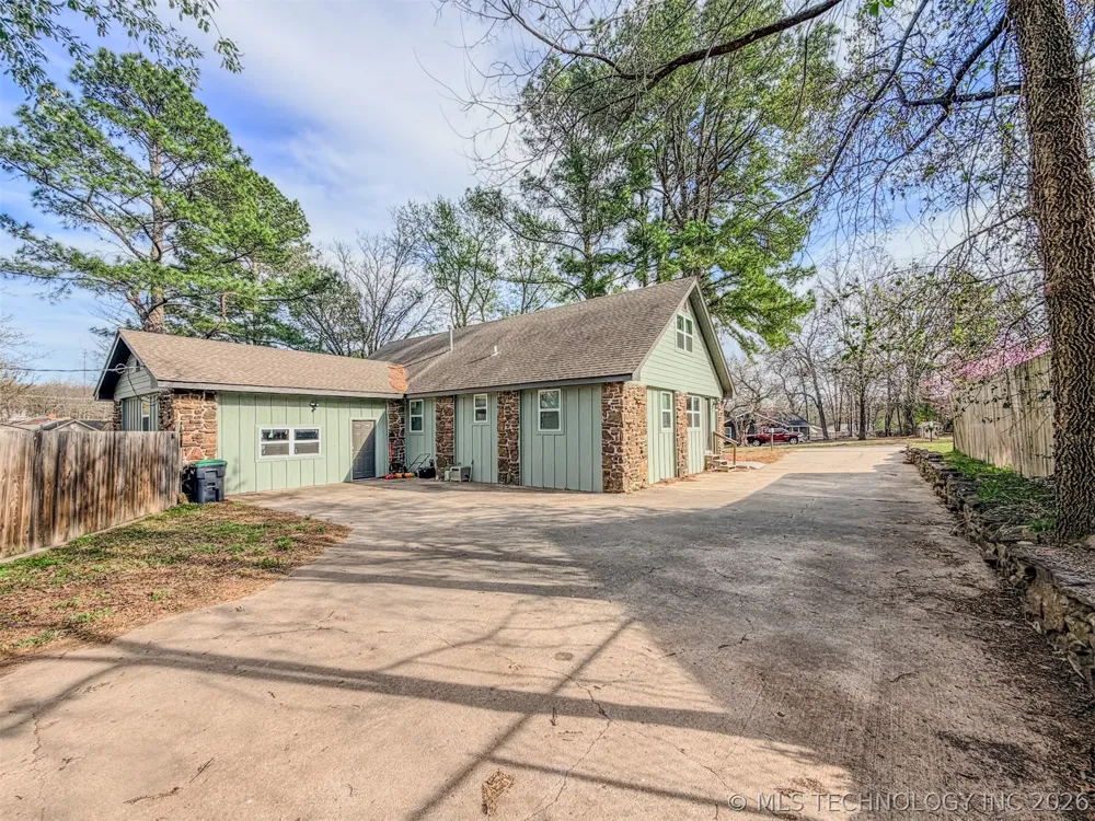 305 Wheeler Street Tahlequah, OK 74464