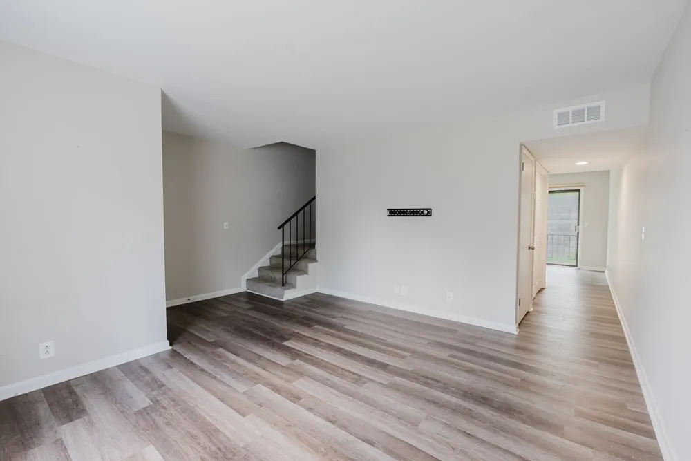 4958 Edmondson Pike #23