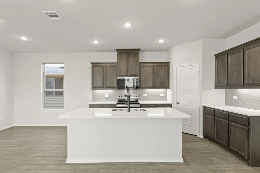1700 Edgeway Drive Aubrey, TX 76227