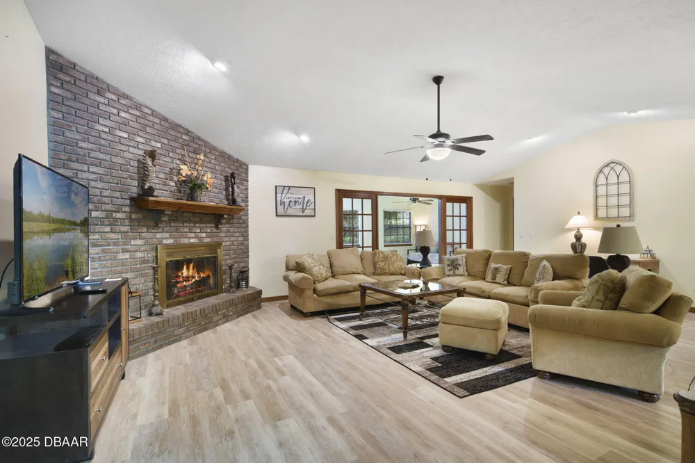1410 SE 44th Avenue ocala, FL 34471