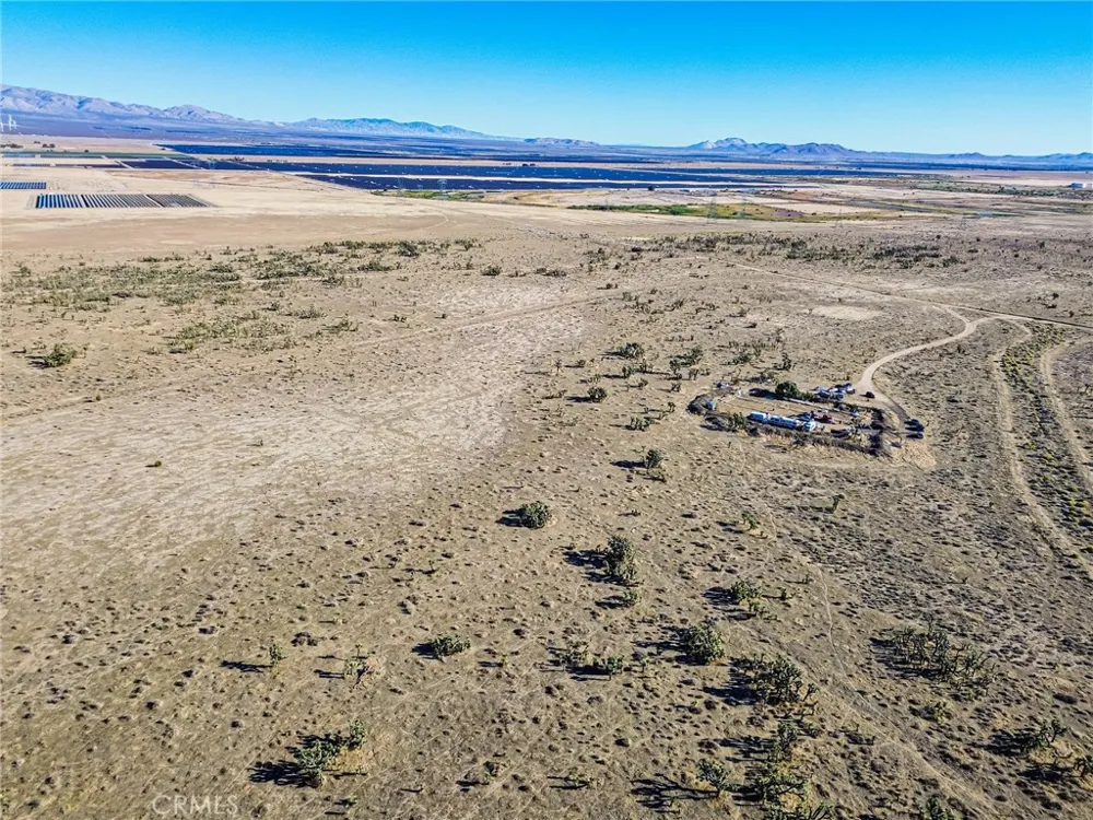 115 West B-12 Avenue Fairmont, CA 93536