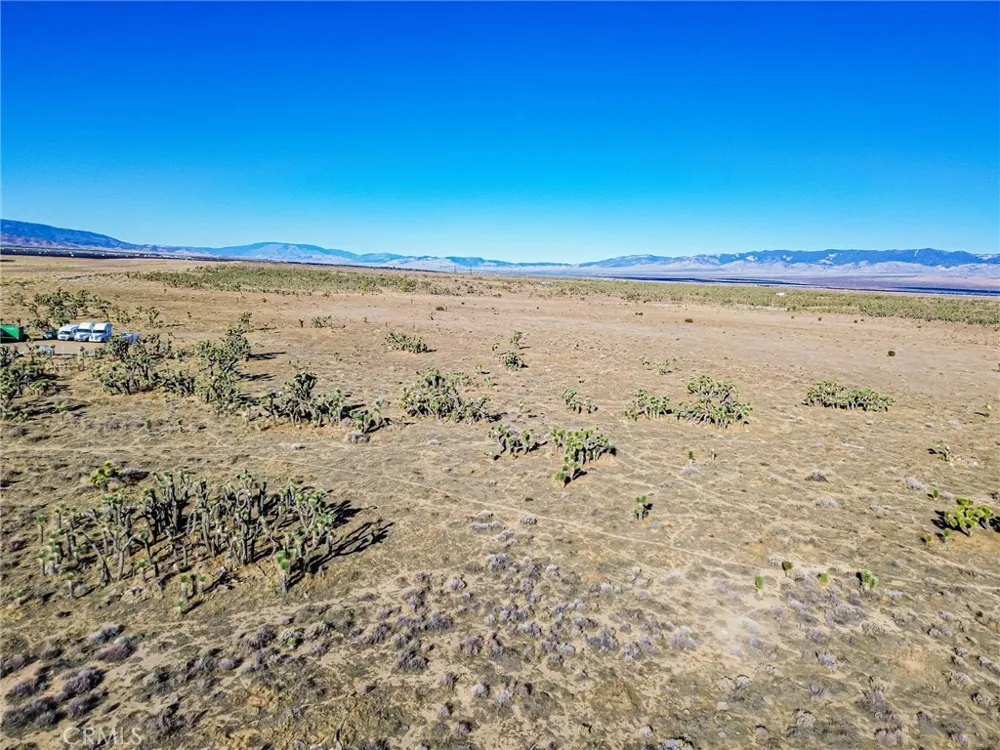 115 West B-12 Avenue Fairmont, CA 93536