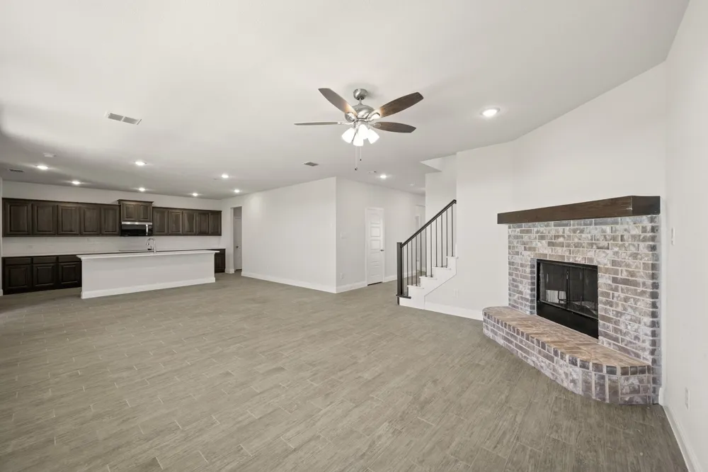 316 Reliance Road Godley, TX 76044
