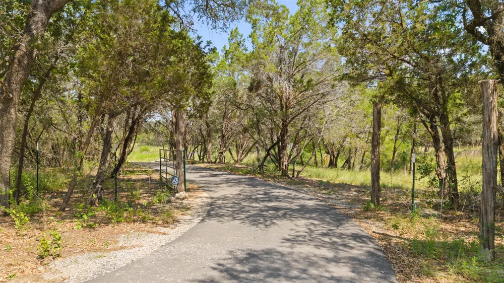 3301 R O DRIVE Spicewood, TX 78669