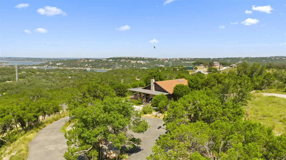 3301 R O DRIVE Spicewood, TX 78669