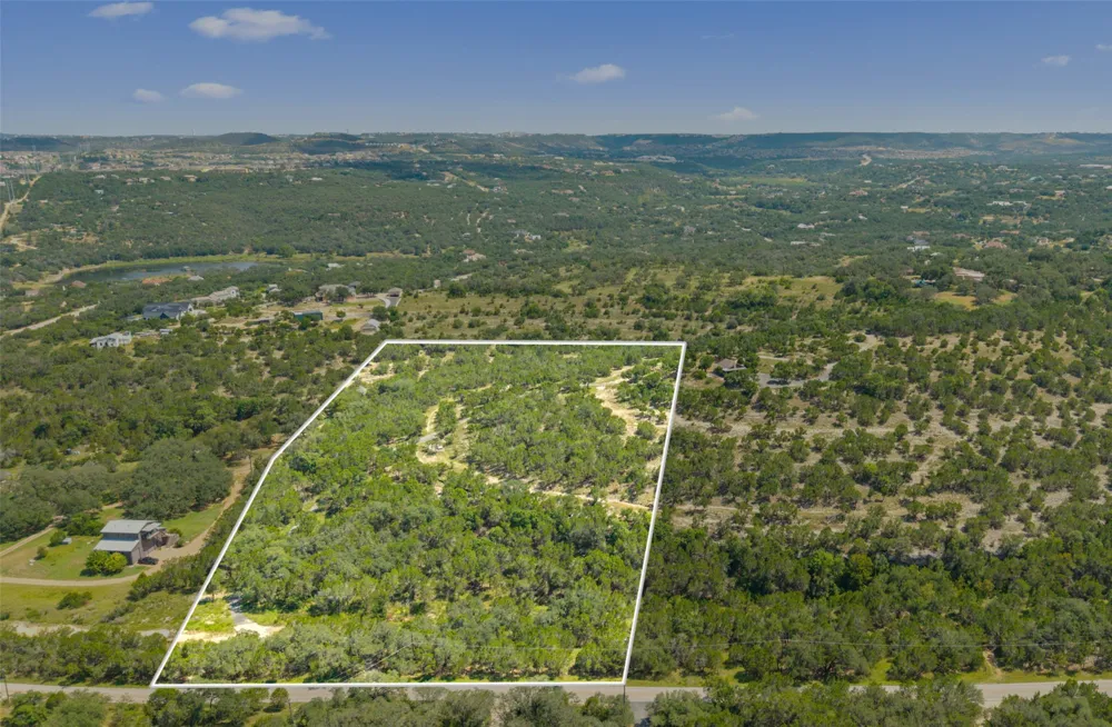 3301 R O DRIVE Spicewood, TX 78669