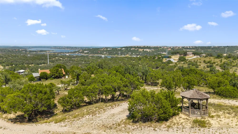 3301 R O DRIVE Spicewood, TX 78669