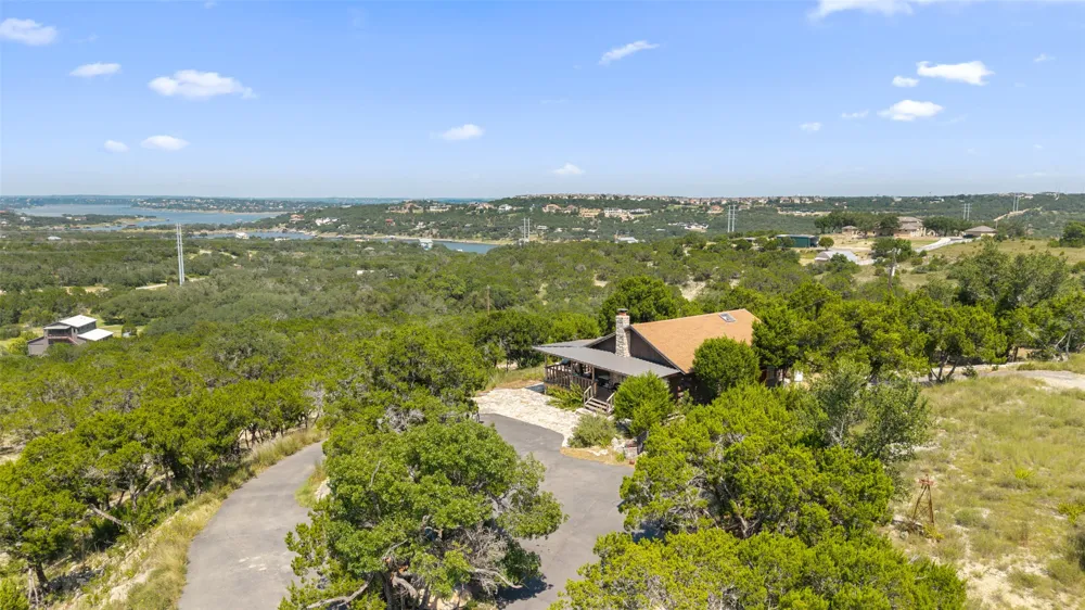 3301 R O DRIVE Spicewood, TX 78669