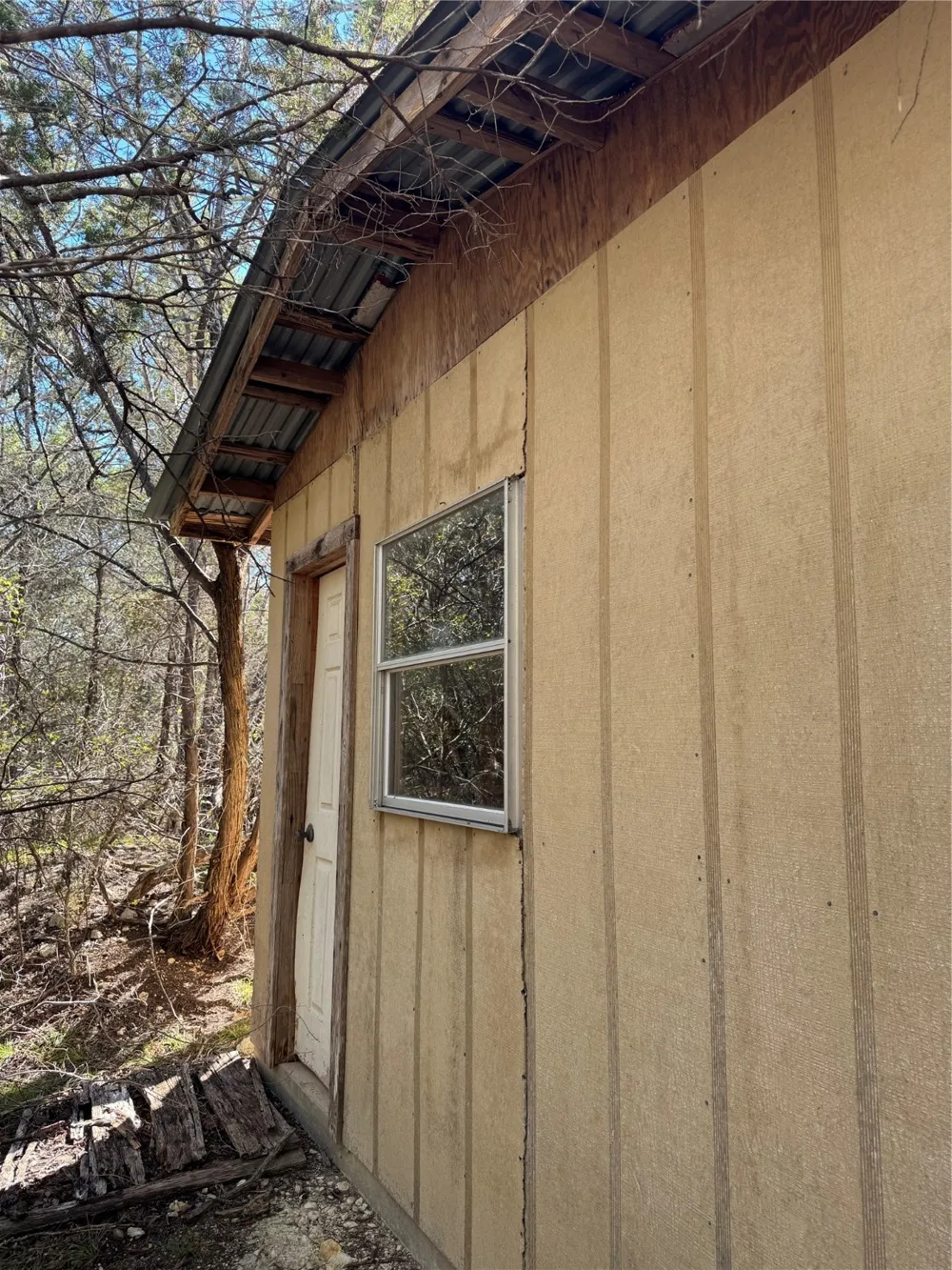 Cr 304 Road Bertram, TX 78605