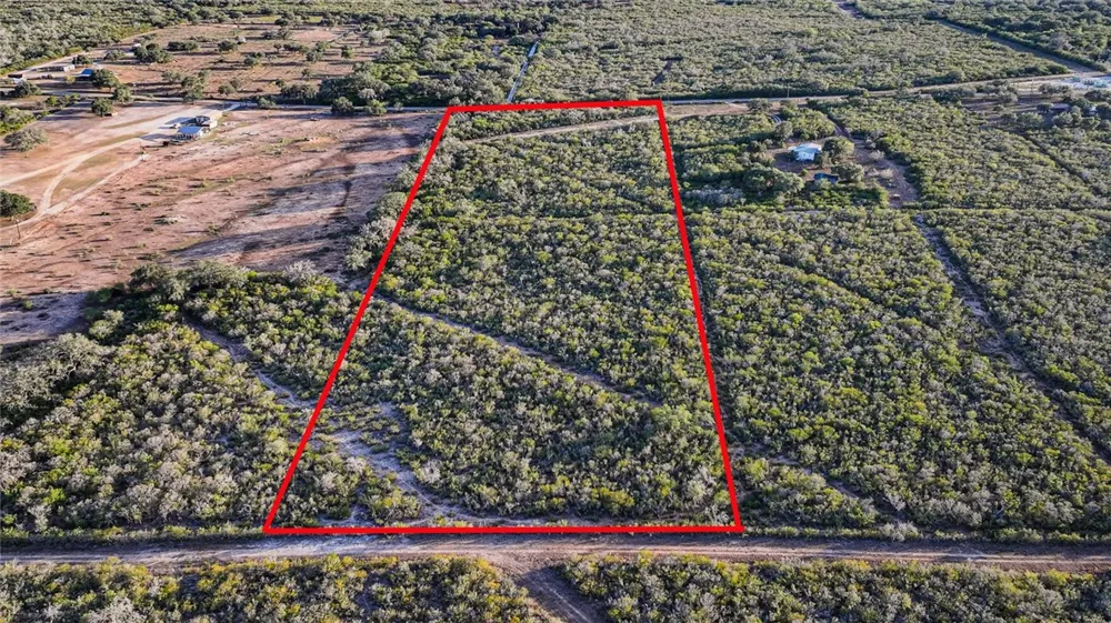 W King Lane Tuleta, TX 78162
