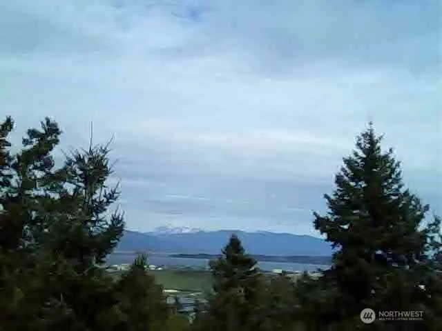 11939 New Morning Drive Anacortes, WA 98221