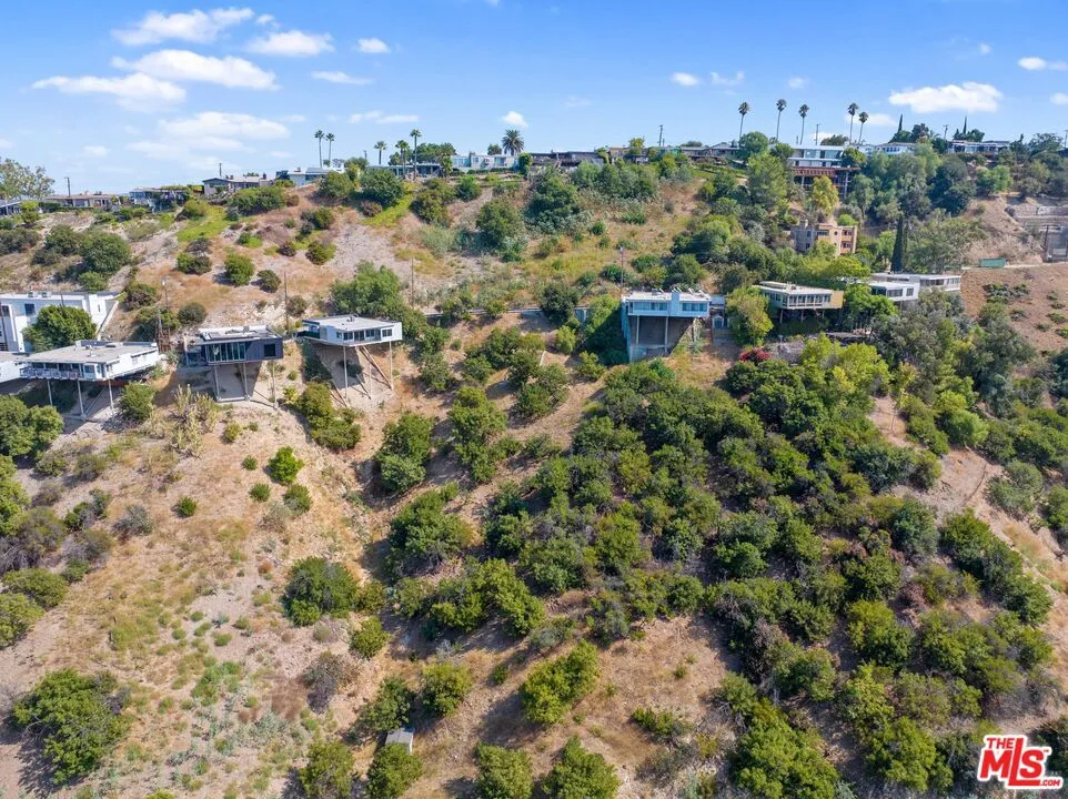 3654 Oakfield Drive Sherman Oaks, CA 91423