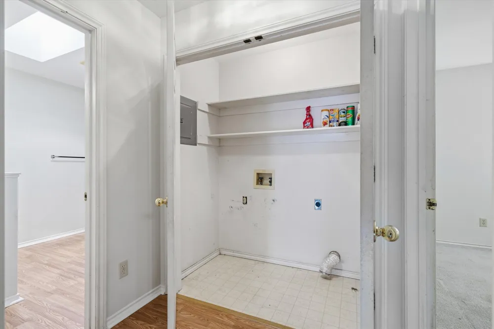 290 Sycamore Street Van, TX 75790