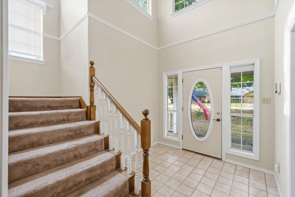 290 Sycamore Street Van, TX 75790