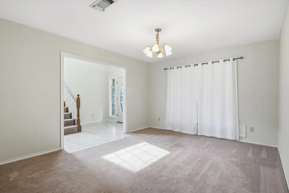 290 Sycamore Street Van, TX 75790