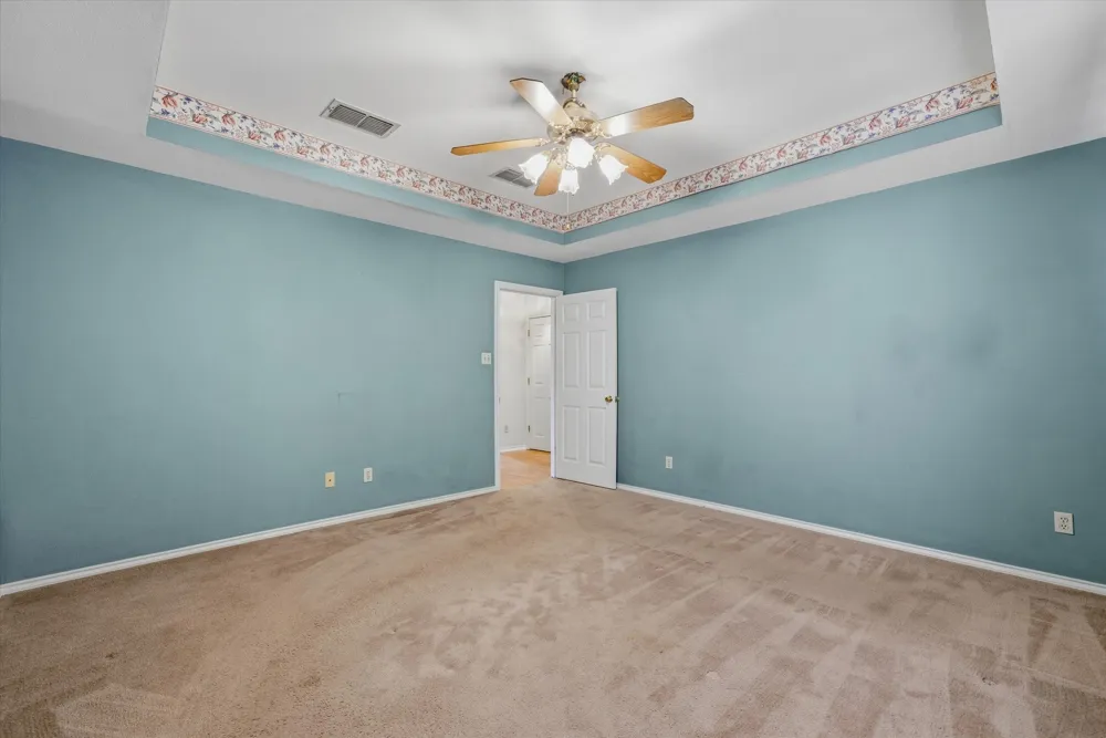 290 Sycamore Street Van, TX 75790