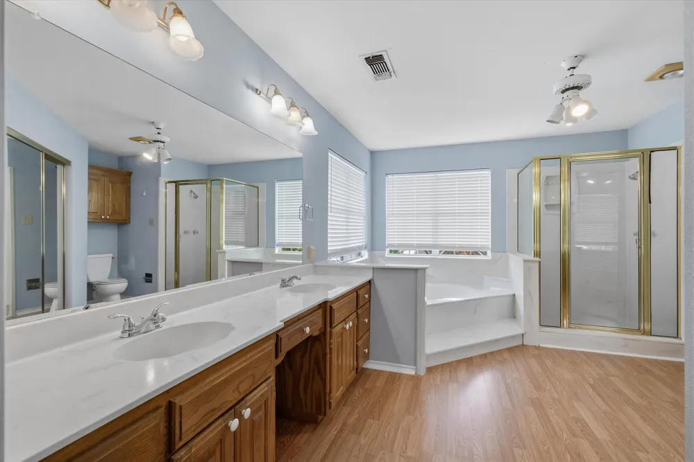 290 Sycamore Street Van, TX 75790