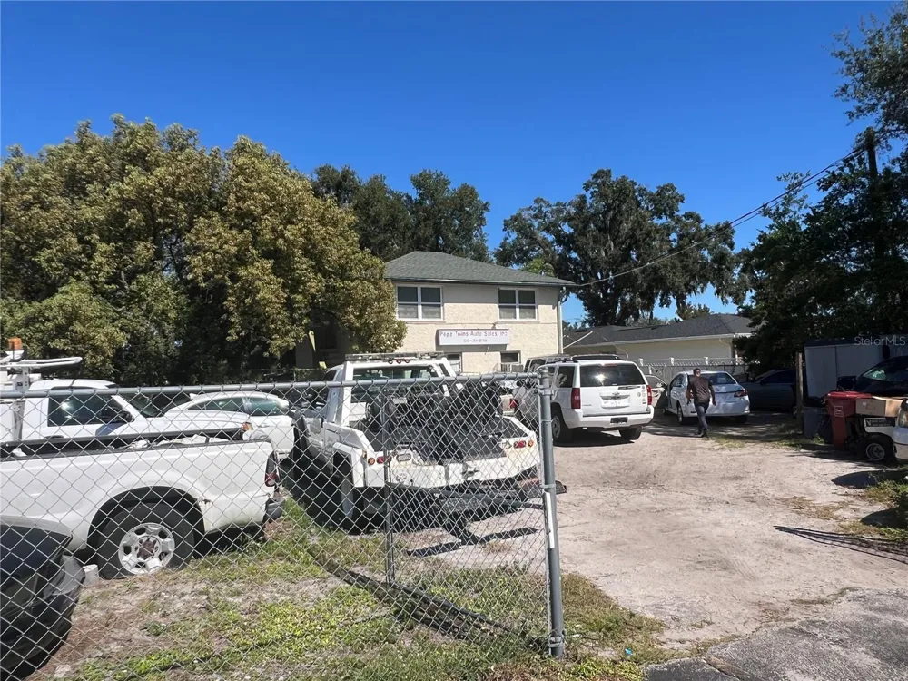 3309 GLORIA AVENUE Plant City, FL 33563