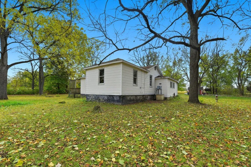 9936 E Wilson Road New Buffalo, MI 49117