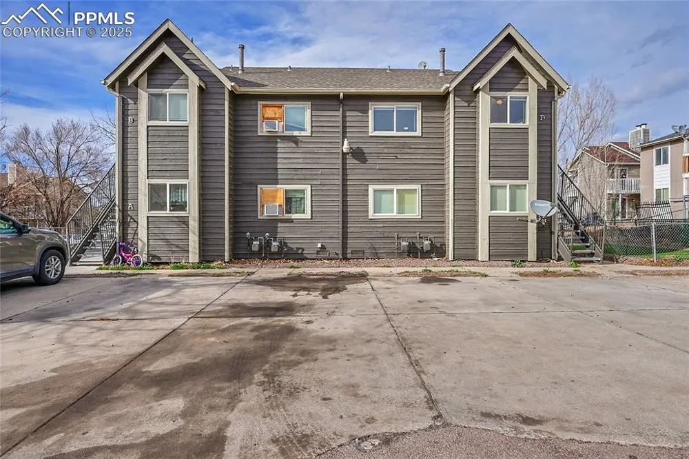 1051 Mazatlan Circle Colorado Springs, CO 80910