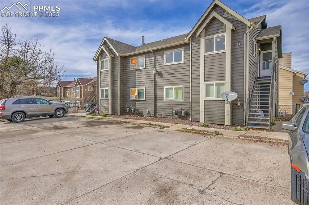 1051 Mazatlan Circle Colorado Springs, CO 80910