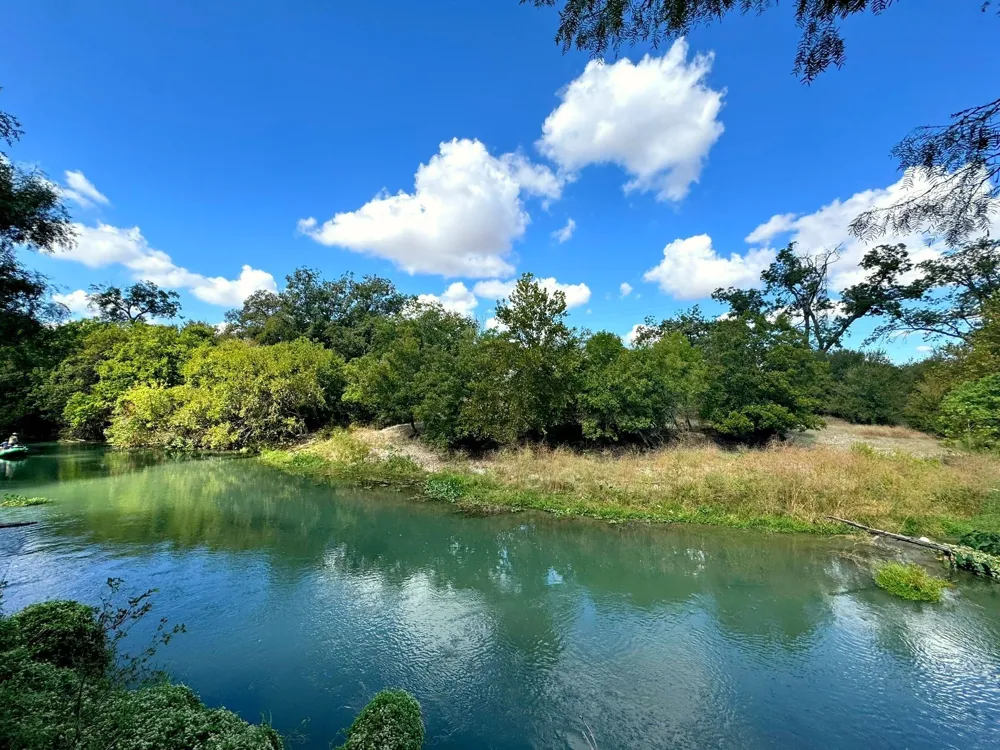 4194 SE River Road Martindale, TX 78655