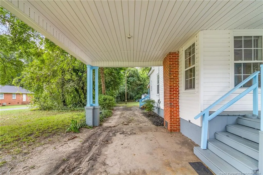 402 S Morro Street Fairmont, NC 28340