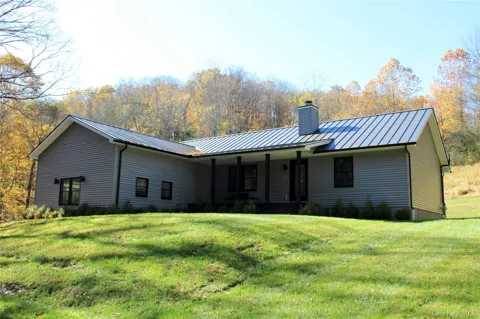 3 Spruce Hill