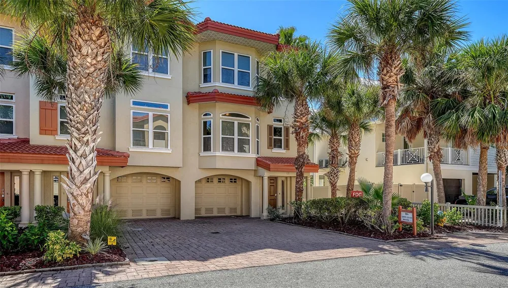 221 17TH STREET Bradenton Beach, FL 34217