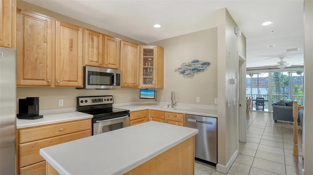 221 17TH STREET Bradenton Beach, FL 34217