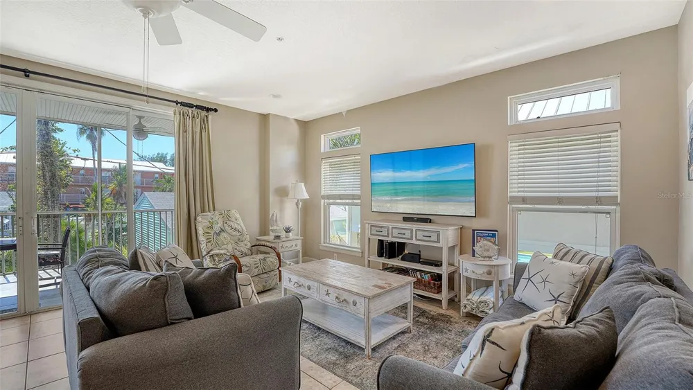 221 17TH STREET Bradenton Beach, FL 34217