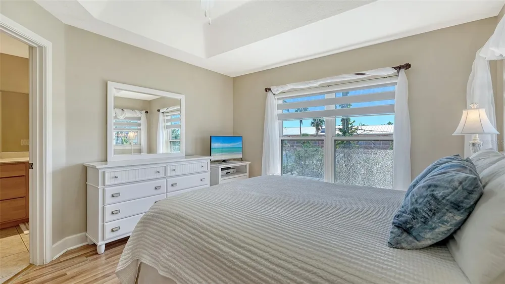 221 17TH STREET Bradenton Beach, FL 34217
