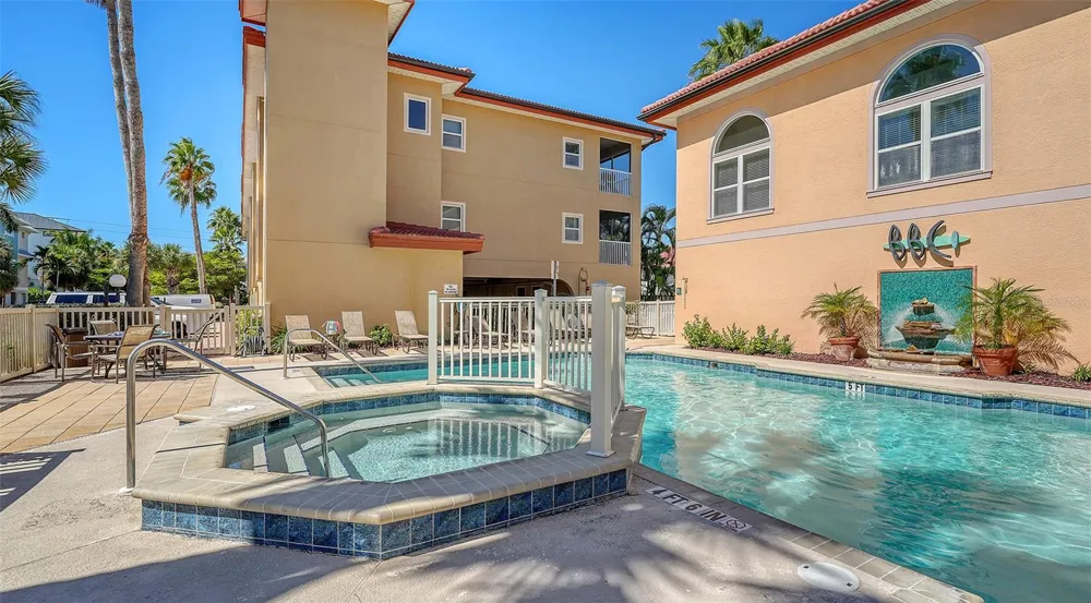 221 17TH STREET Bradenton Beach, FL 34217