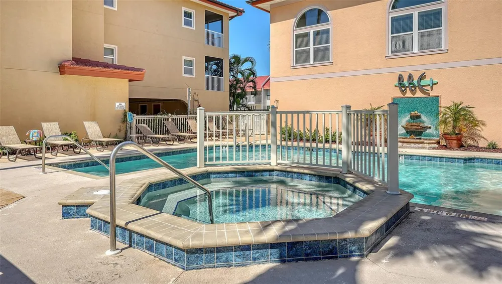221 17TH STREET Bradenton Beach, FL 34217