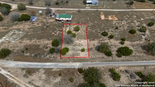 25 Quail Run Bandera, TX 78003