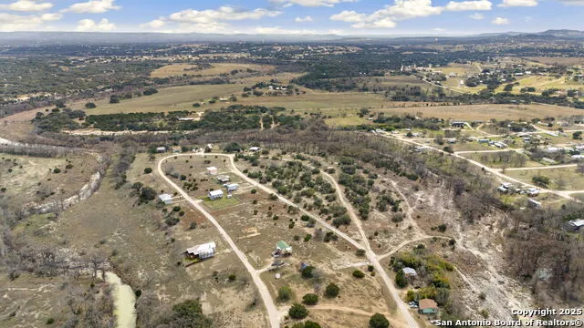 24 Quail Run Bandera, TX 78003