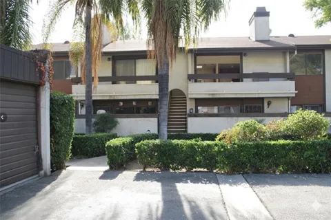 9600 Van Nuys #210